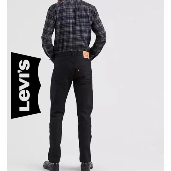 Levi's 501 Original Fit Button Fly Straight Leg Jeans in Black | 32 x 30 - Picture 4 of 13